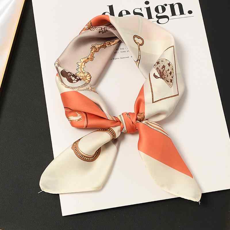 スカーフ レディース 正方形 シルクタッチ 小さめ 韓国 ファッション バンダナ ヘアアレンジ バッグアクセサリー 春夏 秋冬 オールシーズン 通勤 仕事 オフィス フォーマル カジュアル