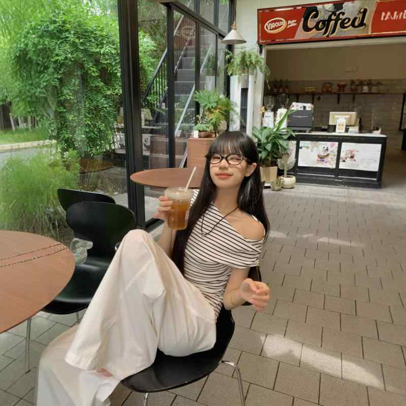 Tシャツ レディース 半袖 オフショルダー カットソー スリムフィット 細見え ストライプ トップス ポリエステル 接触冷感 普段使い 韓国風 部屋着