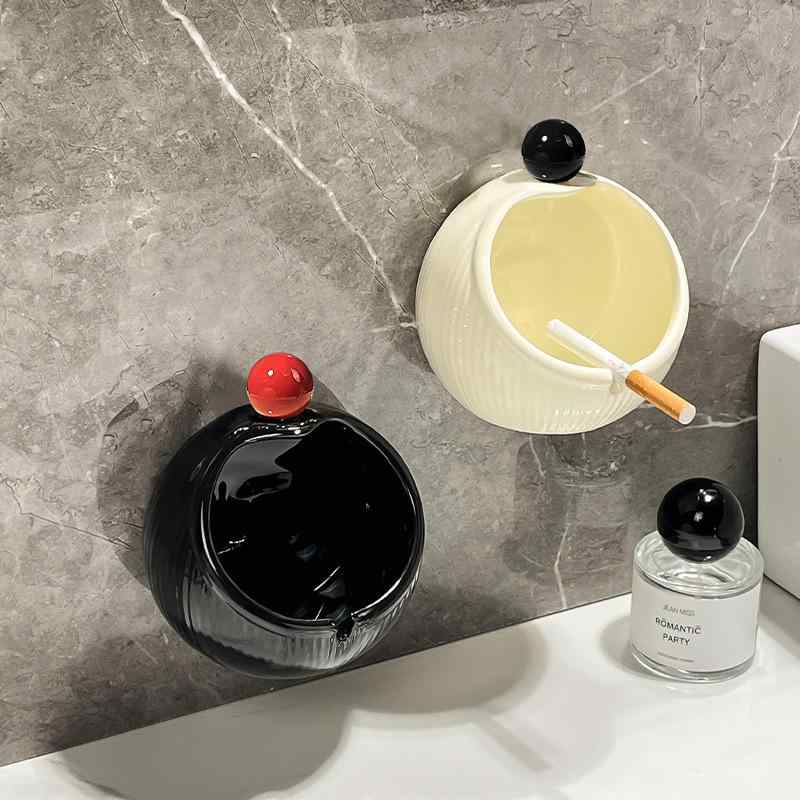 灰皿 壁掛け式 おしゃれ 陶器 セラミック 防臭 防火 防塵 衛生 トイレ 洗面所 寝室 リビング 卓上 白 黒