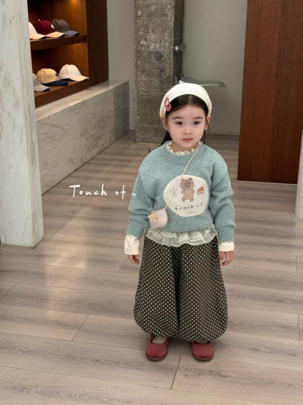 ・対象: 女の子・スタイル: 韓国風・対象年齢: 3～8歳 (100～140cm)・厚さ: 普通・袖丈: 長袖・留め具: プルオーバー・主な素材: ポリエステル繊維・素材構成: ポリエステル・安全レベル: B・フード: なし・カラー: セー...