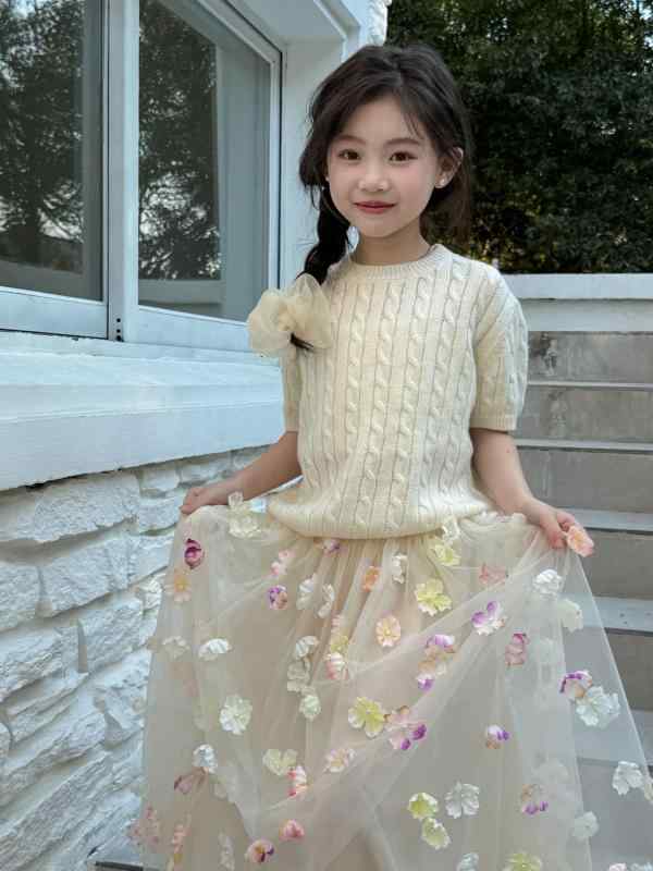 ニット 子供服 女の子 半袖 春物 韓国風 おしゃれ かわいい 通学着 セーター ケーブル編み 丸首 トップス ベージュ ピンク系 レッド ブルー