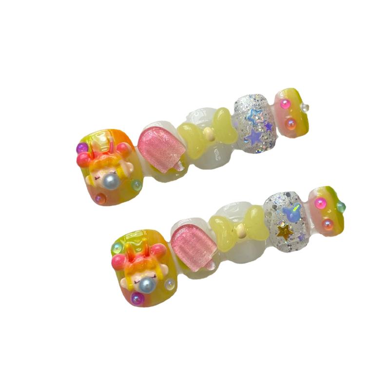 ネイルチップ かわいい ガール 女の子 超薄型 付け爪 ハート 蝶 星 軽量 普段使い デート イベント