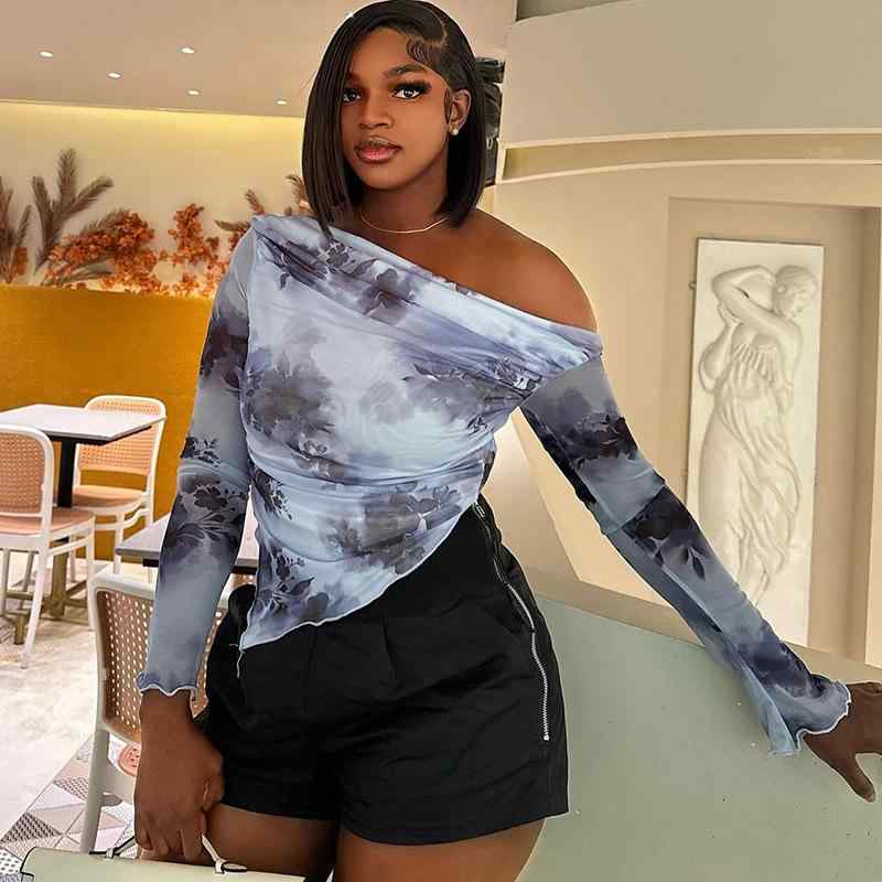 Tシャツ レディース 長袖 絞り染め 花柄 オフショルダー アシンメトリー 街頭風 普段使い ポリエステル 銀灰色 カットソー トップス