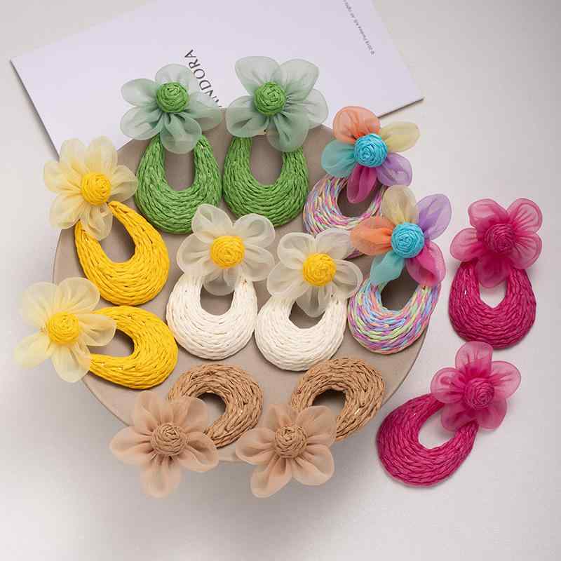 イヤリング レディース ラフィア草 メッシュ フラワー 花柄 森ガール ピアス ガーリー かわいい エレガ..