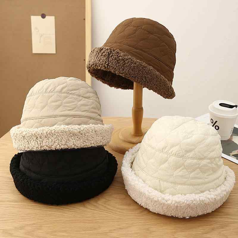 Knit Hat - ニット帽 レディース 秋冬 暖かい 防寒 保温 フライトキャップ 小顔効果 ボア あったか 厚手 ふわふわ もこもこ かわいい おしゃれ カジュアル