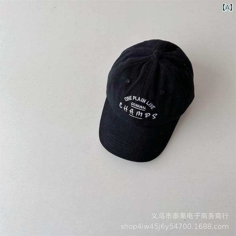 运动帽 - 帽子 キッズ 秋冬 男の子 女の子 アルファベット 刺しゅう コットンブレンド ベースボールキャップ 日よけ 4歳 5歳 6歳 2歳 3歳