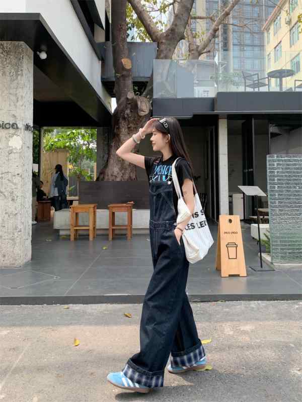 ・生地: 綿・主な生地の成分: スパンデックス・スタイル: サロペット・パンツ丈: ロングパンツ・ウエストタイプ: 調節可能・厚さ: 中程度・流行の要素: 3D/立体パターン・カラー: 画像色・サイズ: S, M, L・スタイル: 私服名媛・主な生地の成分含有量: 30%以下・スタイル: 御姐風・伸縮性: 微ストレッチ・パンツタイプ: フレア・製品カテゴリ: ジーンズ・加工: ウォッシュ