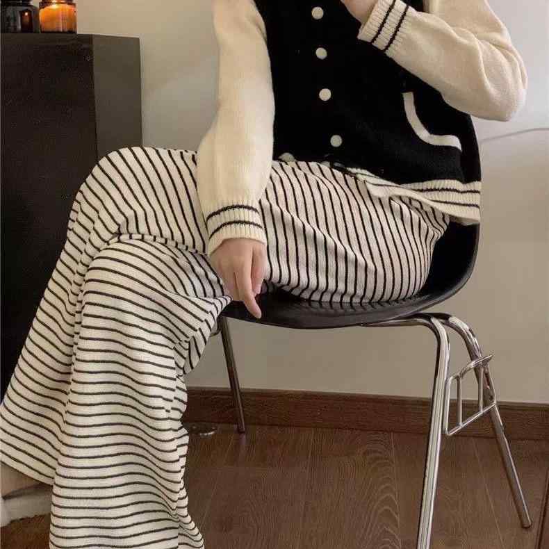 パンツ レディース 接触冷感 ストレートパンツ 春夏 リラックスパンツ ワイドレッグパンツ モノトーン ..