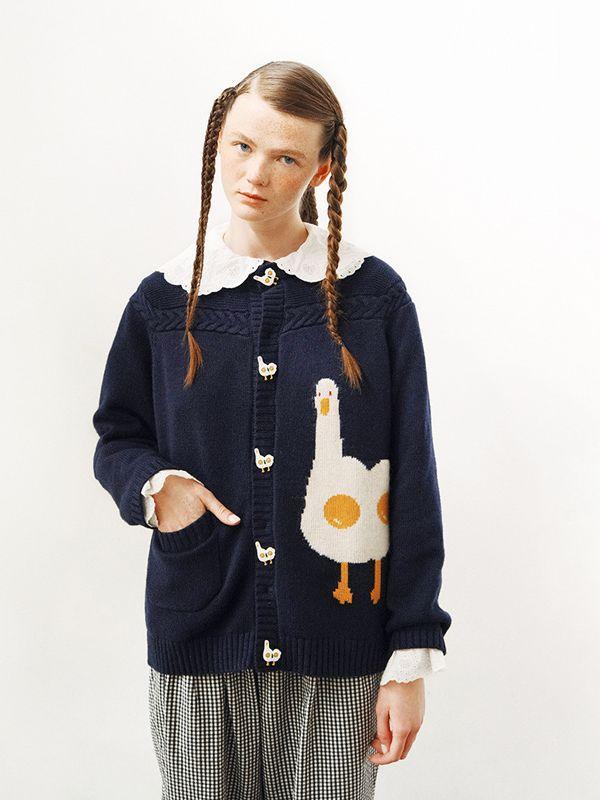 ニットカーディガン レディース 秋冬 かわいい 大白鳥 動物柄 トップス ゆったり 厚手 学院風 紺 長袖 ポケット