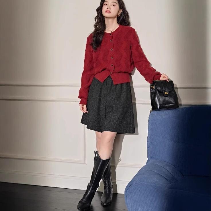 ニット カーディガン レディース 春秋冬 赤色 ポリエステル 長袖 ニットセーター トップス エレガント かわいい 丸首 普段使い お出かけ デート