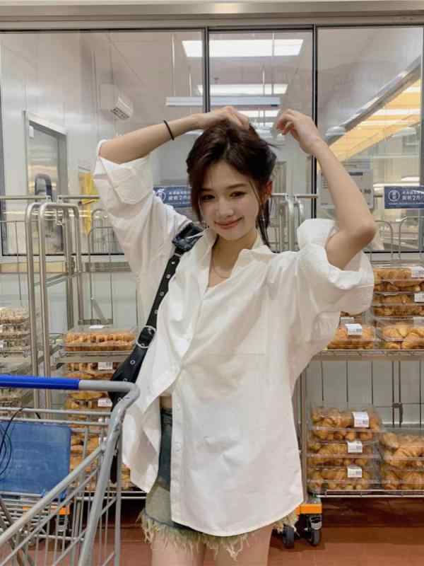 シャツ レディース 長袖 日式 トップス 2024 春夏 ゆったり 無地 ブラウス カジュアル ポロ襟 ドロップショルダー ブルー ホワイト ピンク ポリエステル