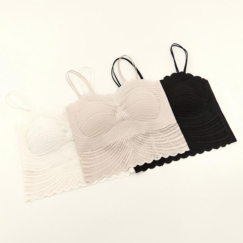 キャミソール レディース 春夏 レース 花柄 Vネック 薄手 通気性 ブラパッド付き 肌見せ セクシー ランジェリー 部屋着 インナー ブラック ベージュ系 アイボリー(x2)