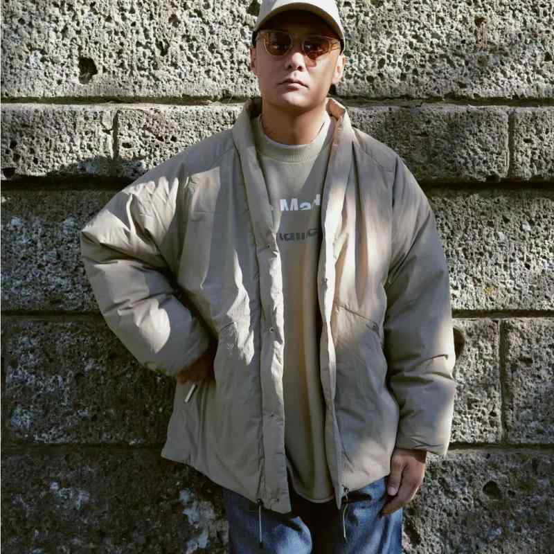 羽絨服 男性用 防寒 白鸭絨 日系復古 宽松 無領 ポリエステル繊維 錦綸 ナイロン 浅摩卡 ブラック 秋冬