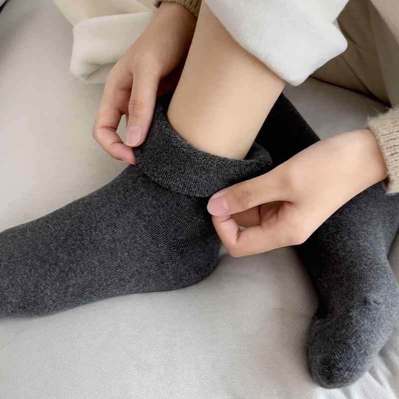 靴下 レディース 秋冬 厚手 裏起毛 保温 雪用 部屋履き 床暖房 ミドル丈 靴下 ベージュ カーキ コーヒー ダークグレー ブラック コットン あったか 防寒 34-39
