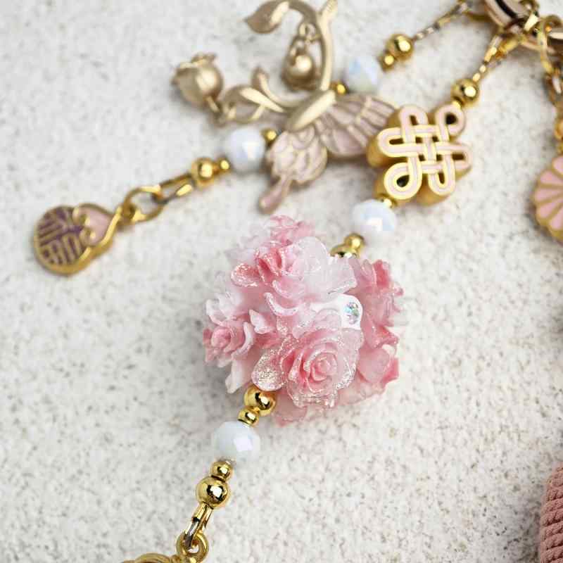 スマホストラップ レディース かわいい 花 ボール キーホルダー スマホ 携帯 ストラップ ペンダント 手作り アクセサリー