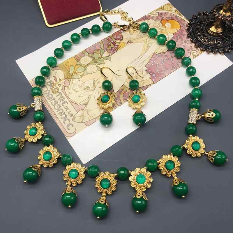 ネックレス & イヤリング レディース レトロ 宮廷風 花柄 デザイン グリーンストーン ビーズ 真鍮メッキ アクセサリー セット