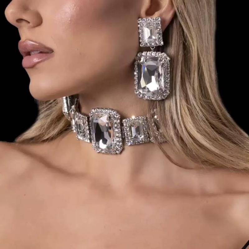 Ladies' Jewelry Set: Necklace & Earrings in Silver and Gold with Crystal and Rhinestones. Elegant and Formal, Perfect for Parties, Weddings, Receptions, Presentations, Dates, Events, and Commuting.