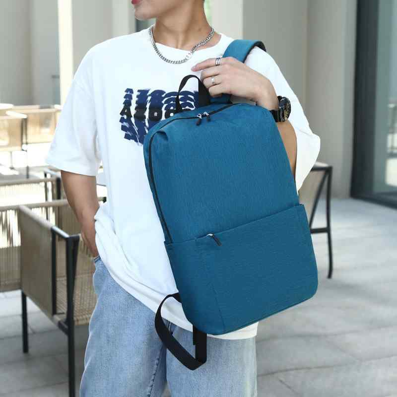 ・性別: 中性/男女兼用・シーン: カジュアル旅行・素材: ナイロン・スタイル: 青春キャンパス・容量: 20L以下・機能: 超軽量・PCサイズ: 20.32cm・柄: 無地・裏地: ポリエステル・流行要素: その他