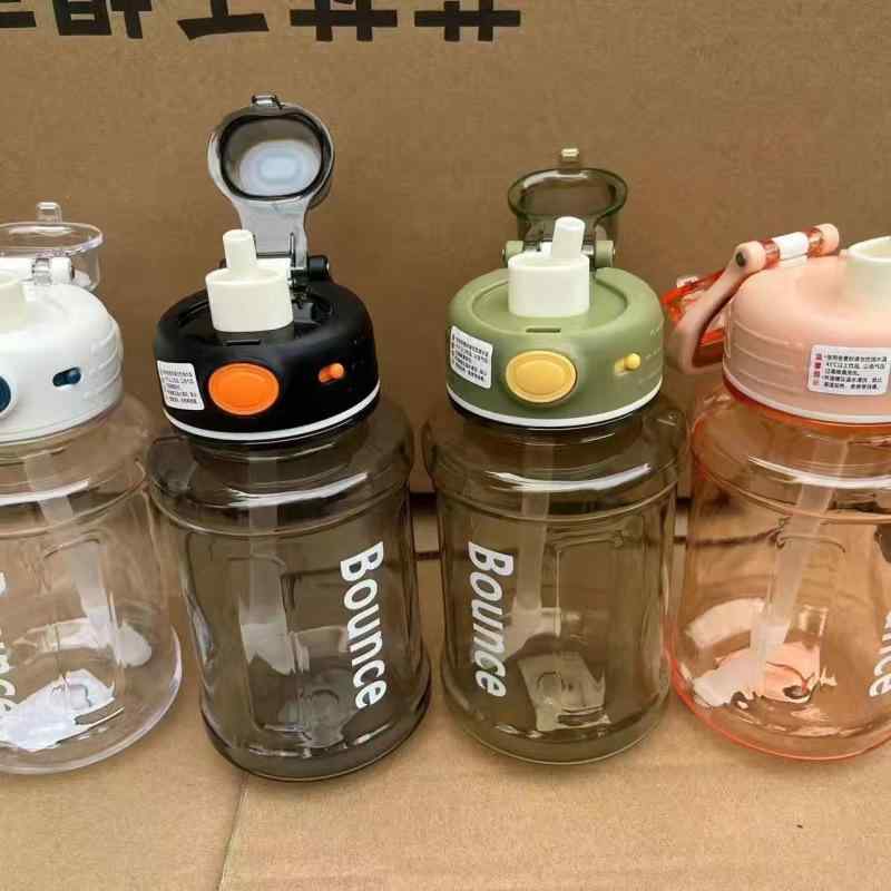 水筒 メンズ 大容量 850ml プラスチック製 ストロー付き ウォーターボトル 目盛り付き 落下防止 ロック付き 携帯用 スポーツ アウトドア 普段使い