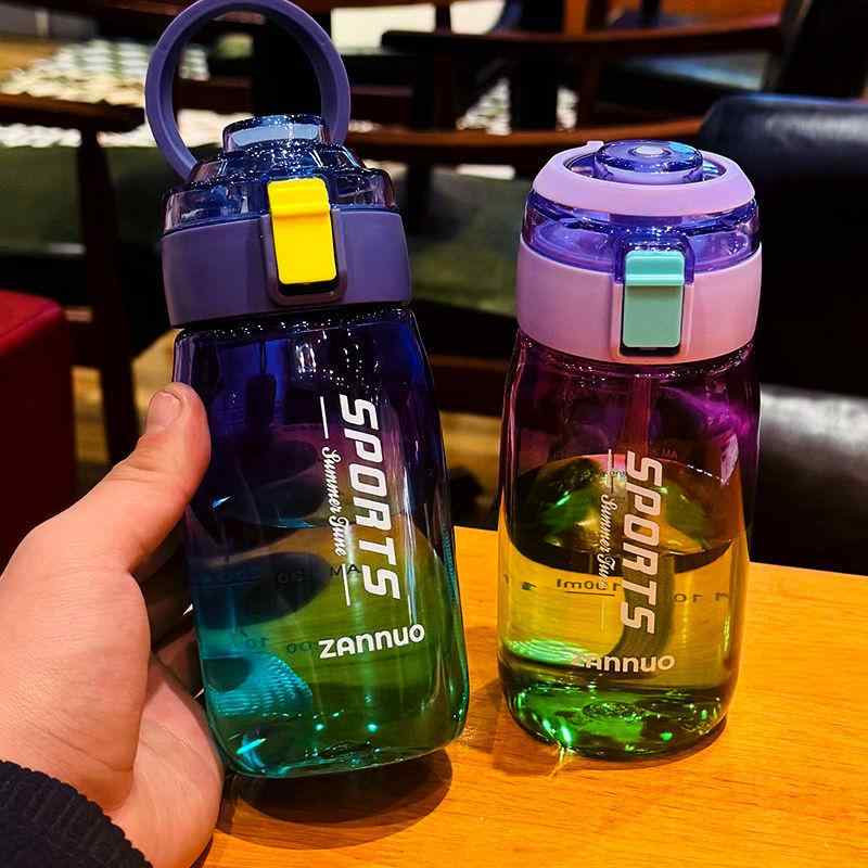 水筒 男女兼用 プラスチック製 携帯用 スポーツ ウォーターボトル 軽量 500ml アウトドア 旅行 食品グレード 黒色 ピンク系 青色 緑色 紫色 かわいい