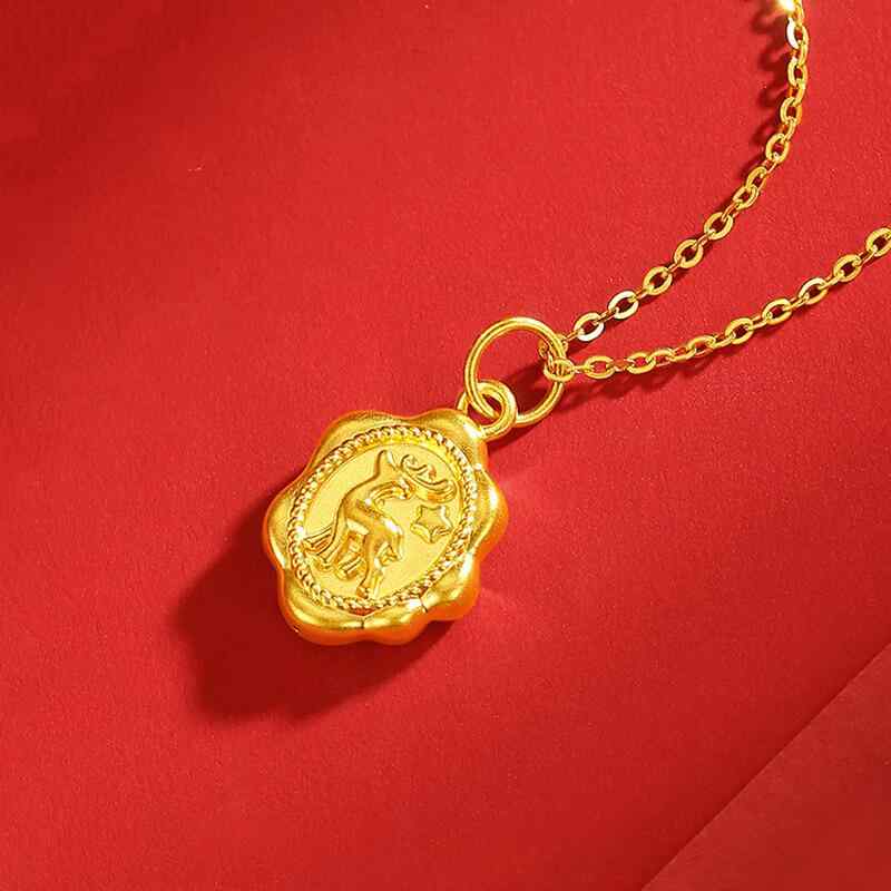 ネックレス レディース ペンダント 24K 純金 ラッキーアイテム アクセサリー 鹿モチーフ アニマルモチーフ 縁起物 ゴールド ギフト