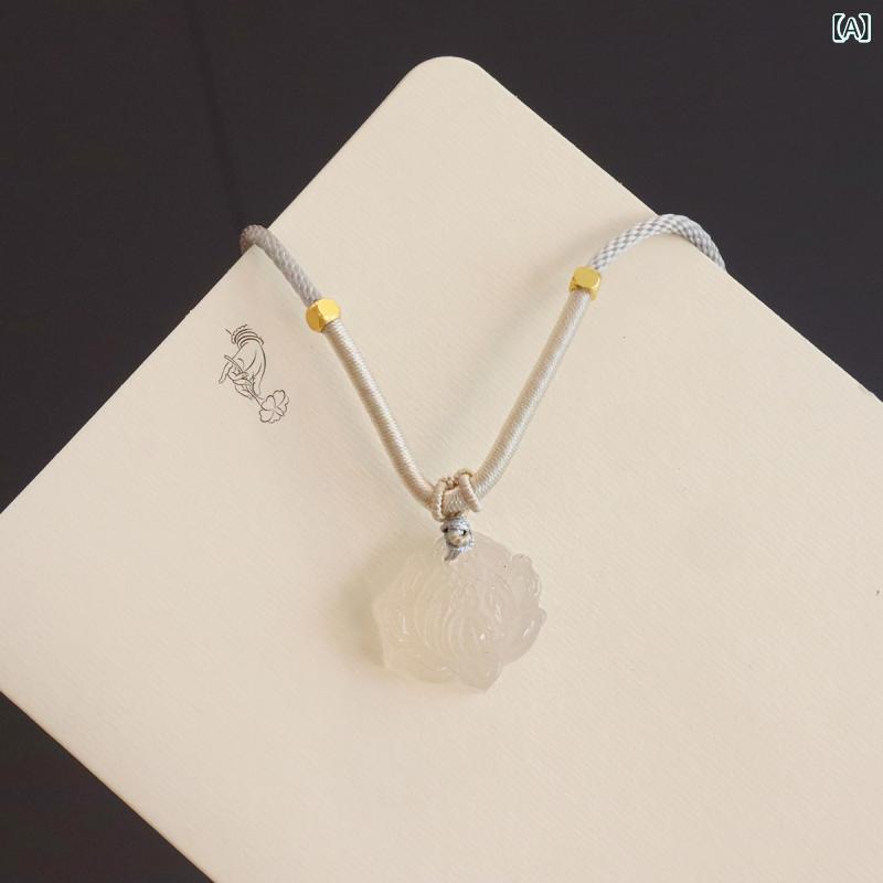 ネックレス 男女兼用 天然石 瑪瑙 メノウ 蓮の花 蝶 相思豆 如意 吉祥 祥雲 手編み ハンドメイド ペン..