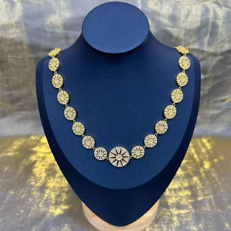 ネックレス ペアアクセサリー 羅針盤 U字 幾何学模様 ジルコニア ゴールド ファッション 普段使い