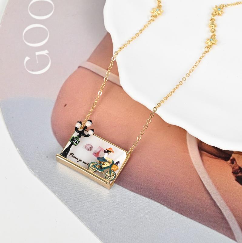 ネックレス レディース 自転車に乗る女の子と街灯 明信片 ペンダント 41cm～50cm 電気メッキ加工 カー..