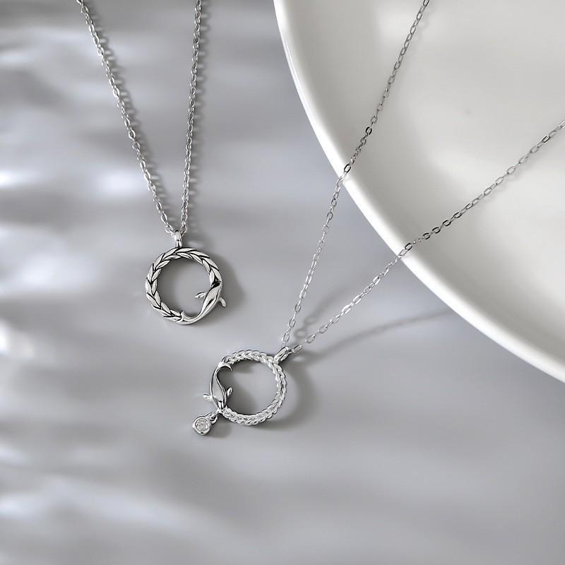 ・材質: 銅・処理工芸: 電鍍・造型: 動物/生肖・チェーンスタイル: 十字鏈・是否多層: 否・ペンダントの材質: 混合宝石象眼・周囲: 41cm-50cm・カラー: 白K男款, 白K女款・流行要素: 鯨・スタイル: ファッションOL・重量...