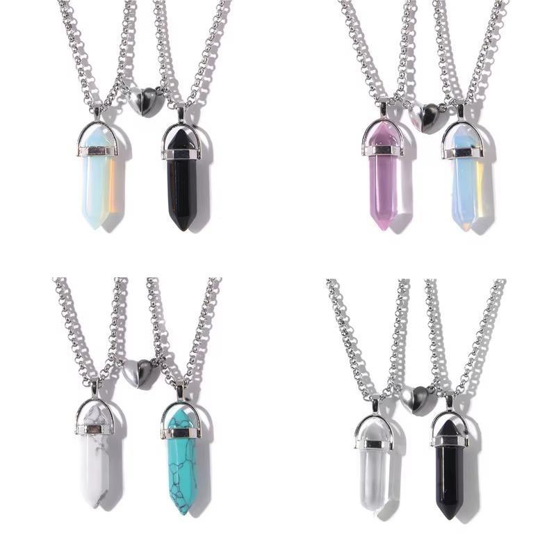 ネックレス 男女兼用 ペア ハート マグネット 天然石 六角柱 ペンダント 白松 绿松 白水晶 黒玛瑙 西瓜红 紫晶 透明紫 蛋白 紫晶 虎眼 幾何学模様 清新 かわいい