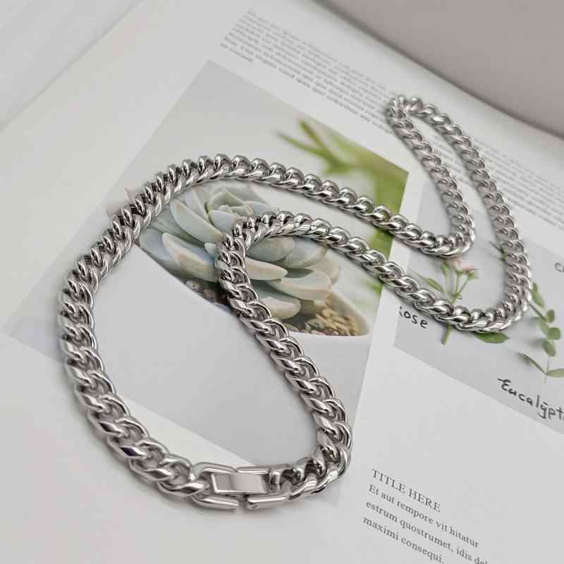 ネックレス 男女兼用 ステンレス スチール製 チェーン 幾何学模様 カップル Tシャツ セーター 古着 個性派 ストリート カジュアル 51cm 55cm 60cm