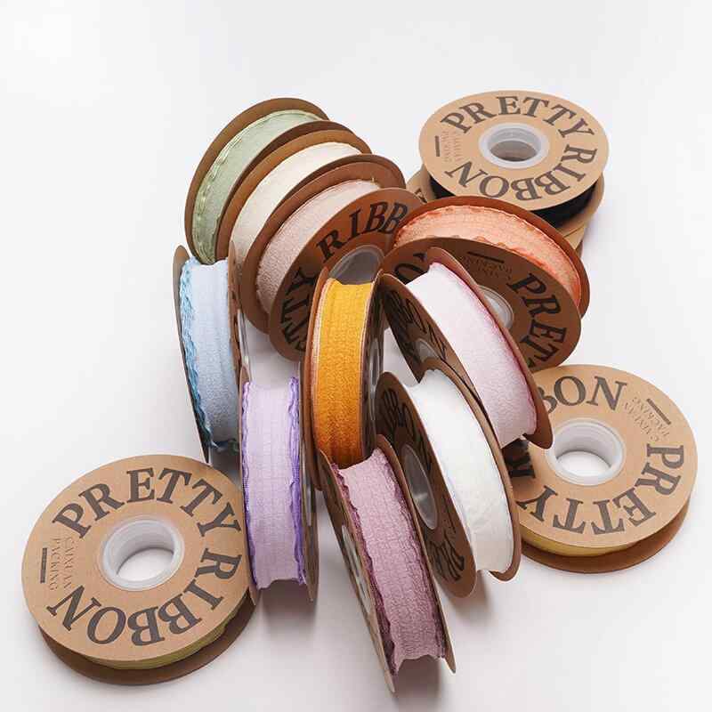 リボン 2.5cm 巾 10m 巻き 褶皺 シルク風 手芸 DIY ラッピング デコレーション ギフト 包装 花束 ケーキ 装飾 パーツ 白 黒 赤 ピンク 紫 緑 ベージュ
