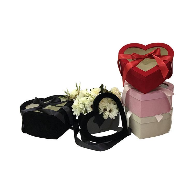 ギフトボックス バレンタインデー 誕生日 プレゼント 用 ハート型 PVC窓付き 包装箱 白 黒 ピンク 赤 2..