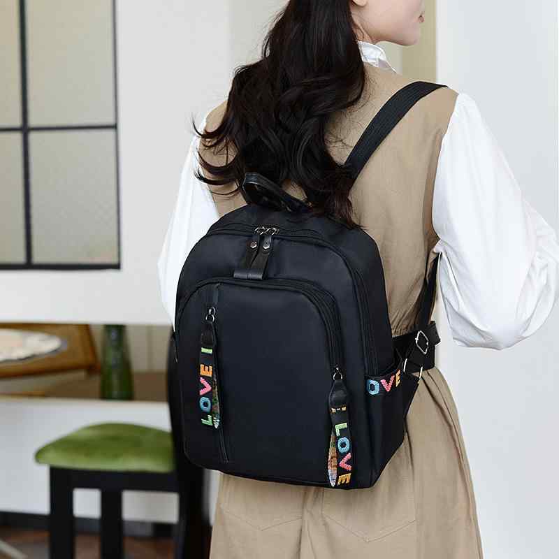 リュック レディース ナイロン 大容量 軽量 バックパック 韓国 ファッション 旅行 スポーツ アウトドア..