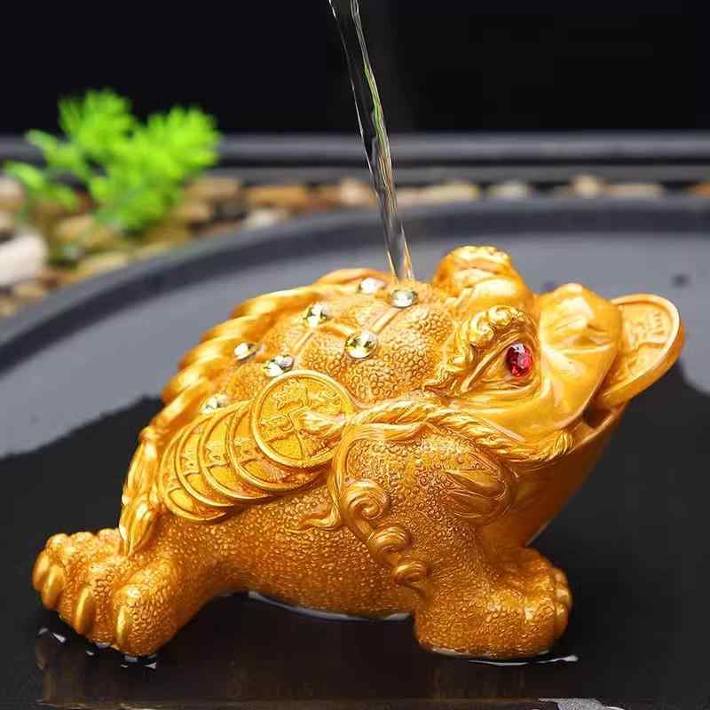 茶道具 茶寵 金蟾 置物 縁起物 功夫茶道具 茶玩 禅意 茶道 装飾品 金色 玉色 樹脂