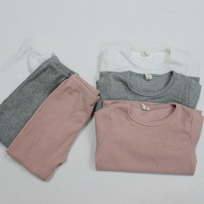 Rakuten - 子供服 キッズ パジャマ 上下セット 長袖 長ズボン 男女兼用 春秋 柔らかい 綿100% 厚手 無地 部屋着 ルームウェア 80 90 100 110 120 130 140