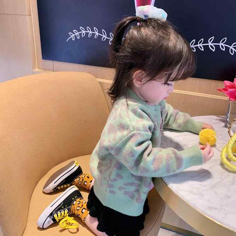 子供服 女の子 アウター 春秋 ニット カーディガン ヒョウ柄 長袖 幼児 羽織り 上着 かわいい おしゃれ 防寒 冷房対策 普段着
