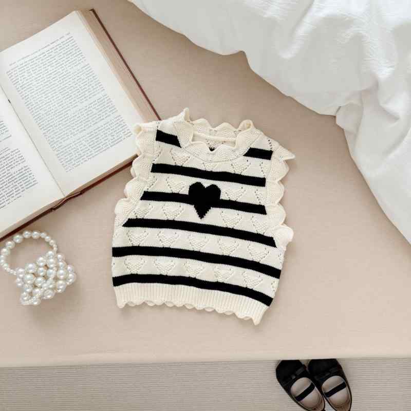 ベビー服 ニットベスト 女の子 春秋 韓国風 ボーダー柄 配色 ウェーブカット 柔らかい かわいい 普段着