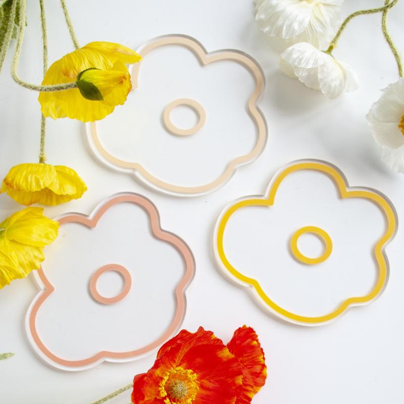 テーブル用品 コースター アクリル製 断熱トレイ 花柄 北欧家具風 ミニマリスト 撮影道具 イエロー ブ..