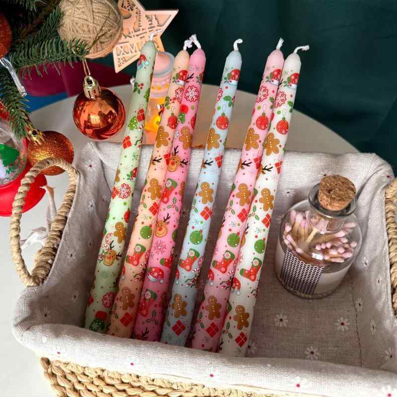 クリスマス キャンドル 25cm 円柱 ジンジャーブレッドマン トナカイ クリスマス飾り プリント ロング ..
