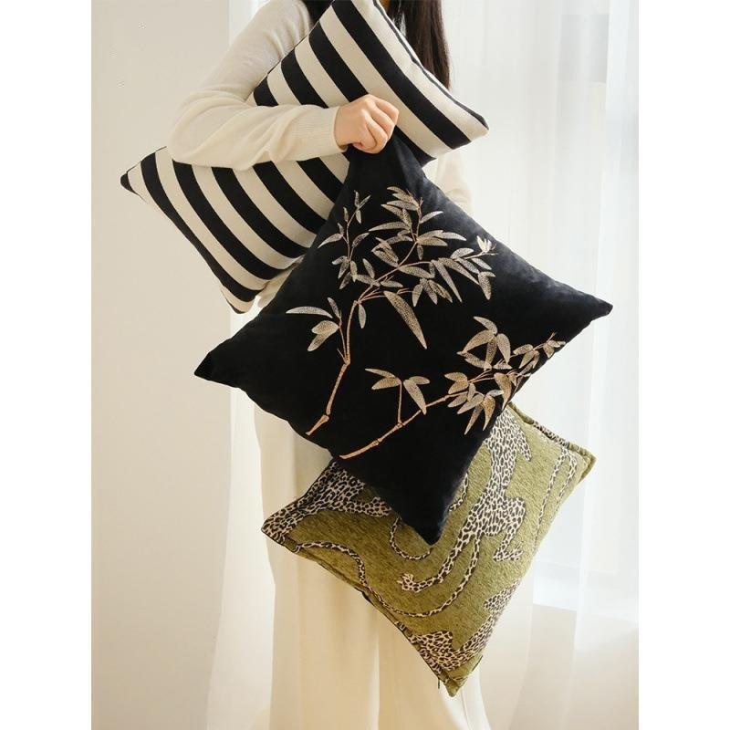 クッション 北欧風 インスタ映え 新中国スタイル 刺繍 竹柄 民宿 背もたれ 腰当て 綿 緑 ヒョウ柄 黒白..