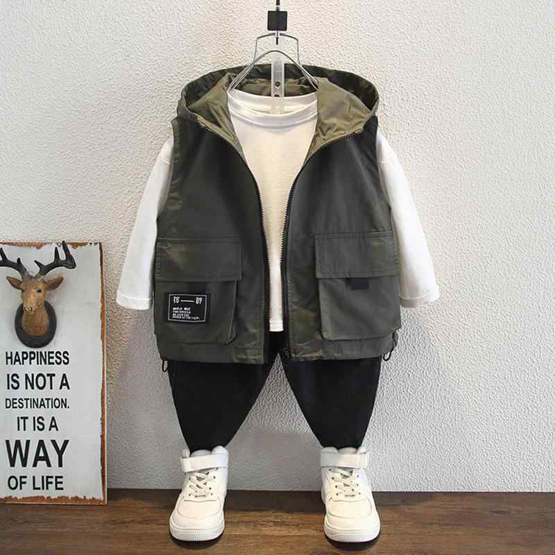・適用性別: 男の子・スタイル: 韓国版・対象年齢: 中小（3〜8歳、100〜140cm）・対象シーズン: 春、秋・生地加工: ソフト加工・タイプ: カーディガン・柄: その他・厚さ: 普通・フード有無: フードなし・実物写真: 実物、モデルなし・在庫有無: 在庫あり・要素: トレンド・AQL抜き取り検査基準: 1.0・ミシン針数: 12〜14針/3cm・糸くず処理: 全て処理済み・生地名: ポリエステル繊維・主生地成分: ポリエステル繊維（ポリエステル）・主生地成分含有量: 80%・安全レベル: B類・閉鎖タイプ: ジッパー・インナータイプ: ポリエステル繊維インナー・詰め物: ポリエステル繊維（ポリエステル）・カラー: アーミーグリーン・対象身長: 90cm, 100cm, 110cm, 120cm, 130cm, 140cm, 150cm・越境EC専用商品: はい・IP許可: はい・製品カテゴリ: 子供用ベスト