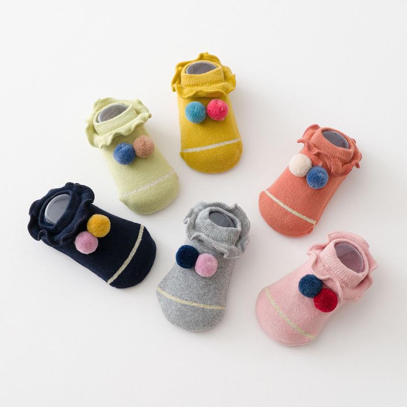 靴下 ベビー 赤ちゃん 滑り止め付き 厚手 シリコン 保温 フリル レース付き ルームソックス 室内 9-16cm