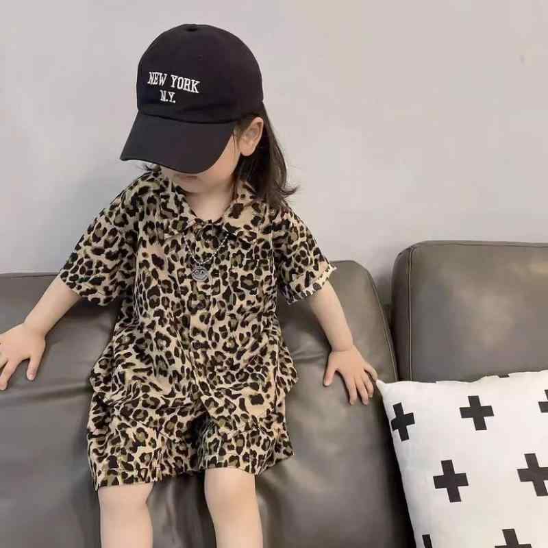 キッズ 子供服 セットアップ 半袖シャツ ヒョウ柄 ショートパンツ 薄手 かわいい おしゃれ 春夏 男の子 女の子 ボーイズ ガールズ 上下セット 普段着 部屋着