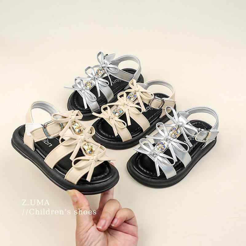 サンダル キッズ 女の子 プリンセス ビーチサンダル 子供靴 バタフライ ぺたんこ かわいい おしゃれ 水遊び 普段履き お出かけ 米色 銀色