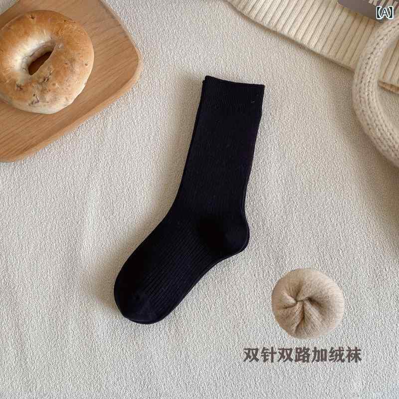 靴下 キッズ 子供用 秋冬 厚手 防寒 中筒 ソックス 男の子 女の子 綿 混紡 通気 吸汗 無地 黒 白 グレー