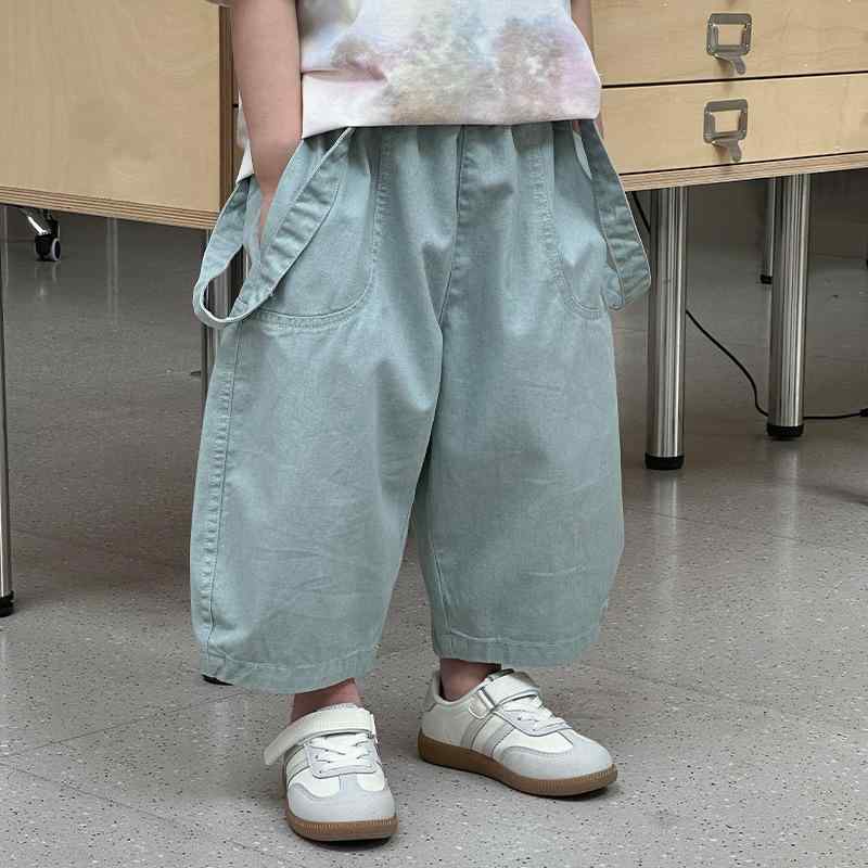 子供服 パンツ 春秋 背当て付きパンツ 7分丈パンツ コットン 100% 幼児 小学生 男の子 女の子 カジュアル 普段着 かわいい 伸縮性 ウエストゴム 90 100 110 120 130 140