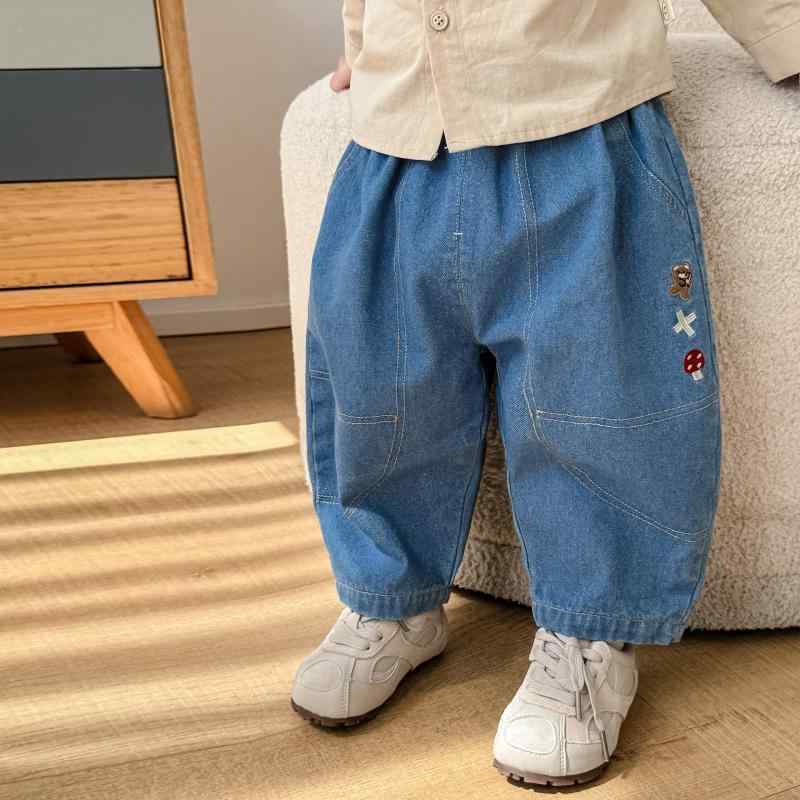 子供服 デニムパンツ キッズ ボーイズ 刺繍 小熊 カジュアルパンツ ロングパンツ 春秋 韓国風 73 80 90 100 110 120