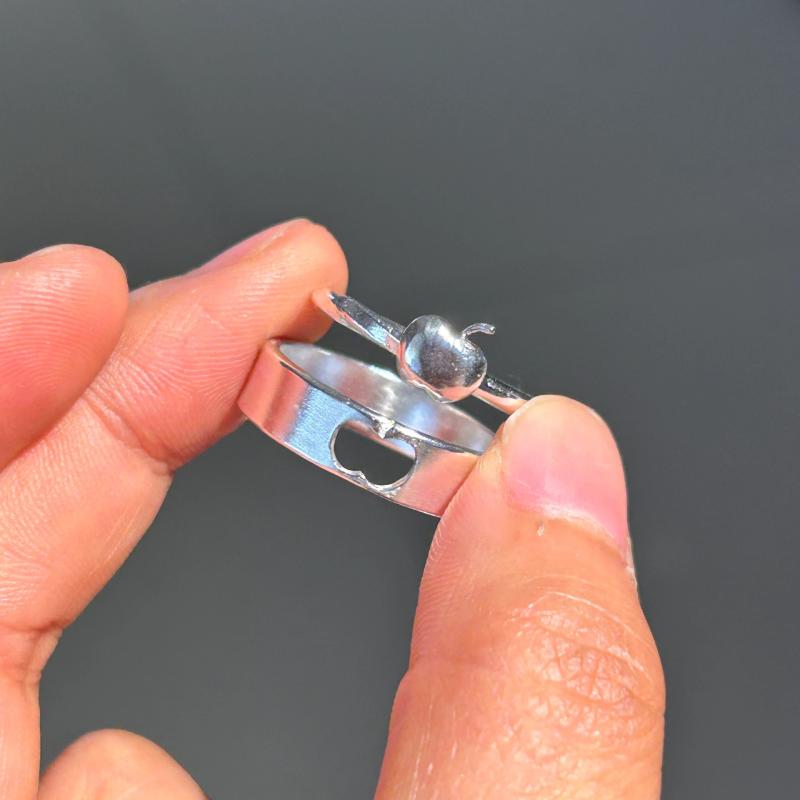 指輪 ペアリング シルバー925製 小さめ アップルモチーフ 開口デザイン 電気メッキ加工 カップル 恋人 ..