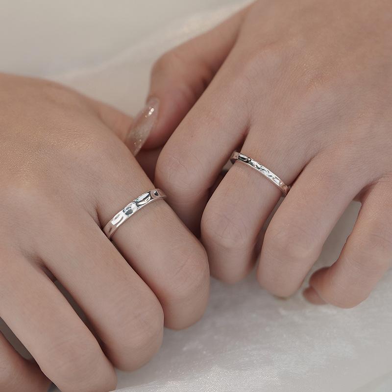 指輪 ペアリング シルバー S999 純銀製 幾何学模様 凹凸デザイン オープンリング サイズ調整可能 男女..